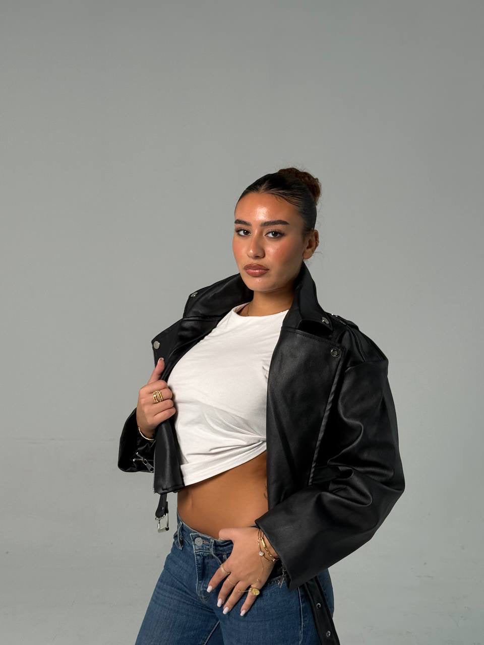 Cropped leather jacket